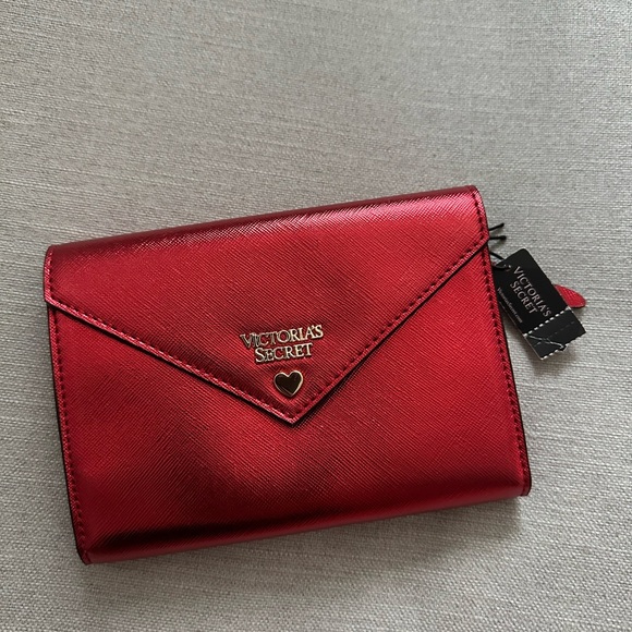 Victoria's Secret Shiny Red Wallet - Picture 1 of 2